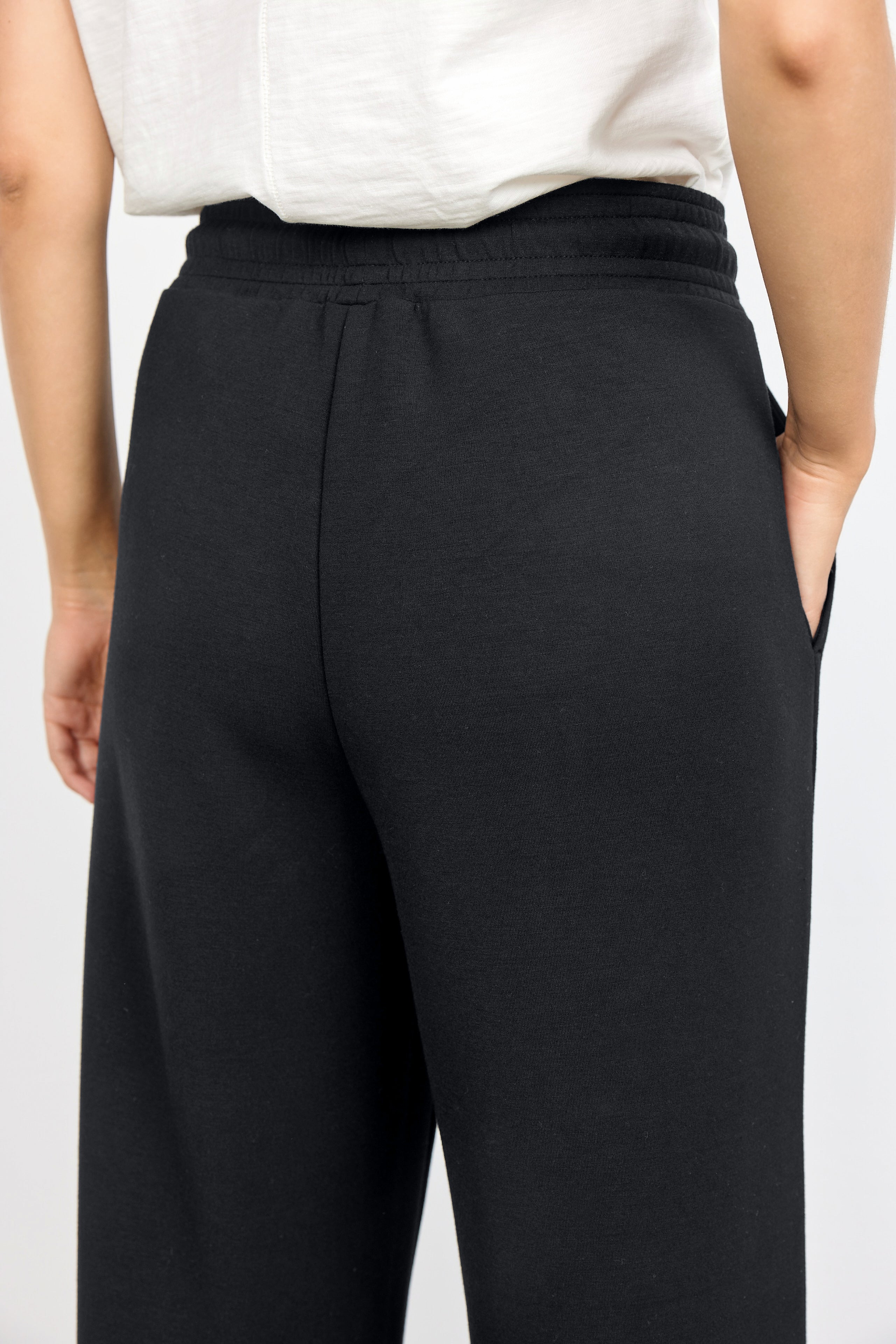 Banu Jogger Trouser - Black