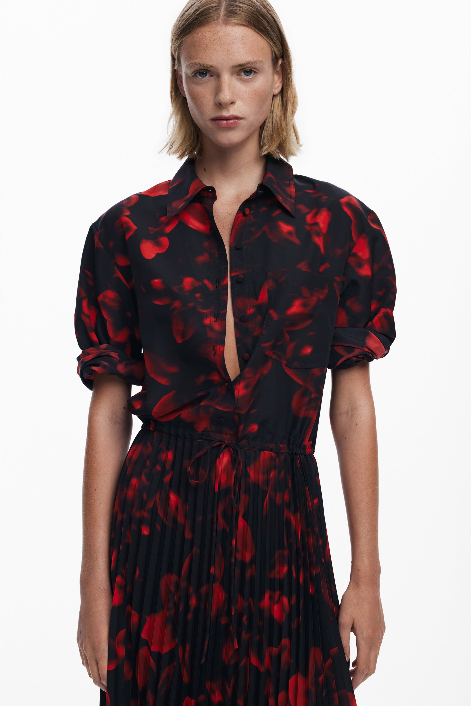 Floral Pleat Shirt Dress - Black/Red