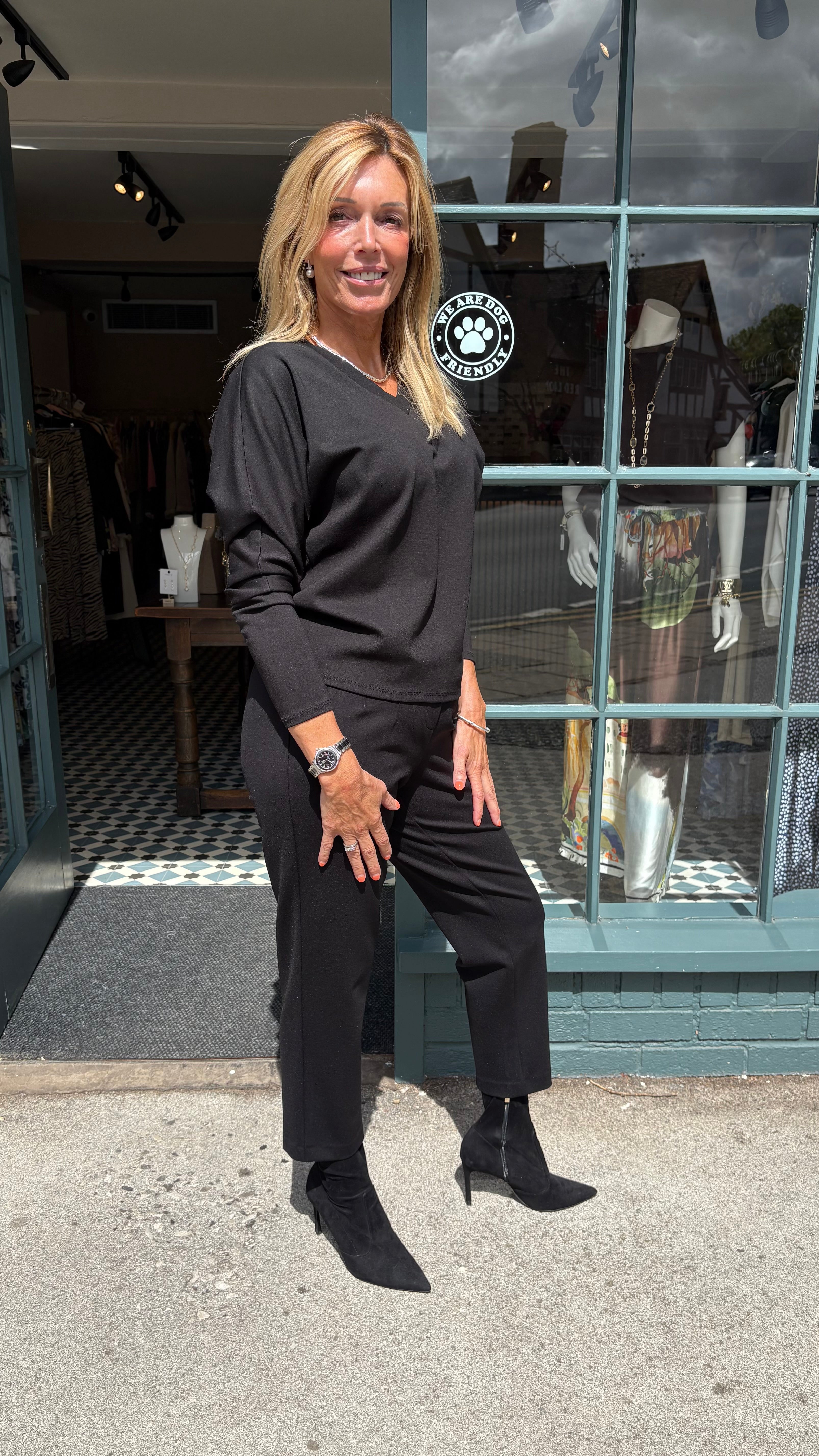 Pleated Waist Ankle Grazer Trousers - Black