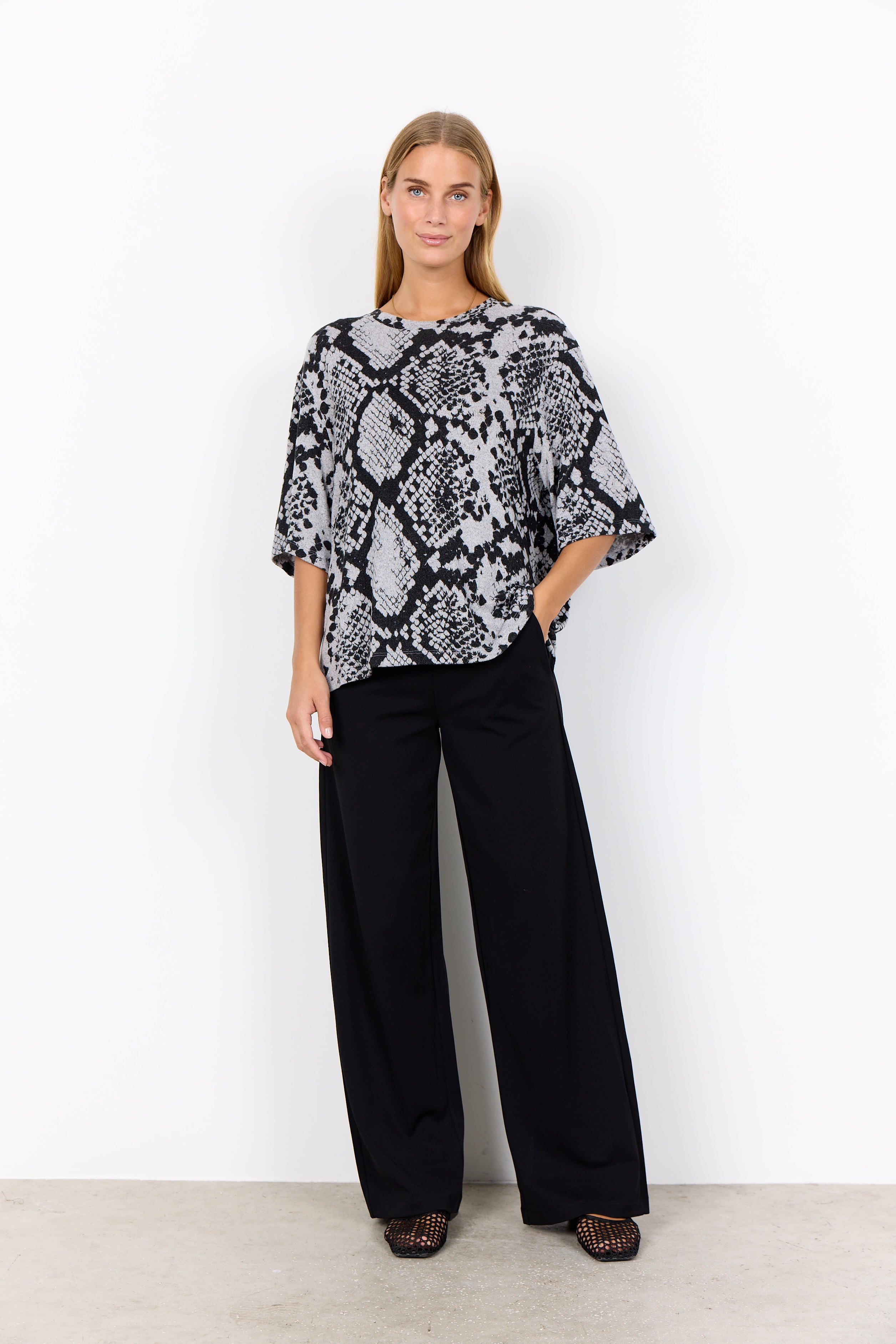 Biara Snakeskin T-Shirt - Grey Mix