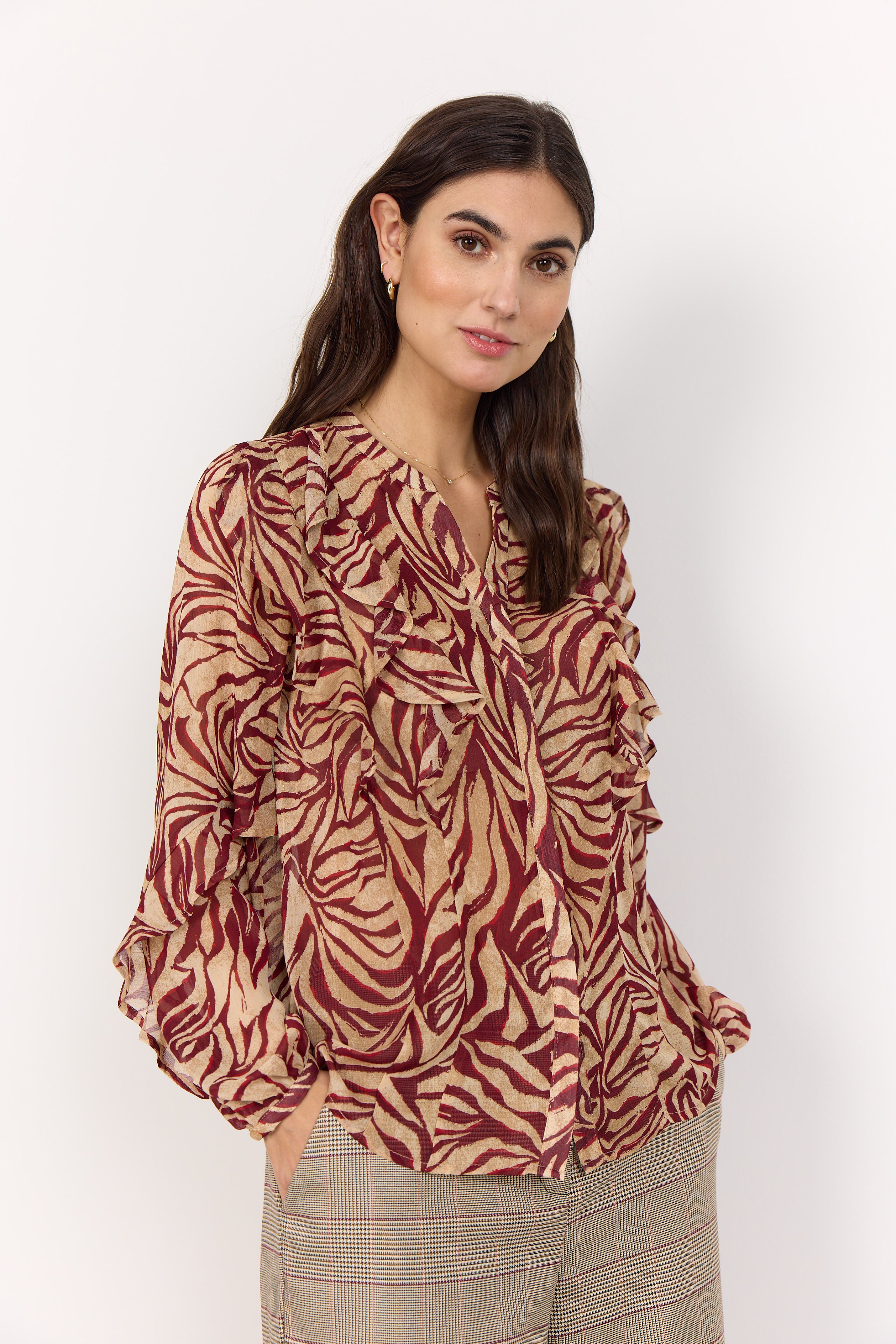 Valborg Ruffle Shirt - Red Mix