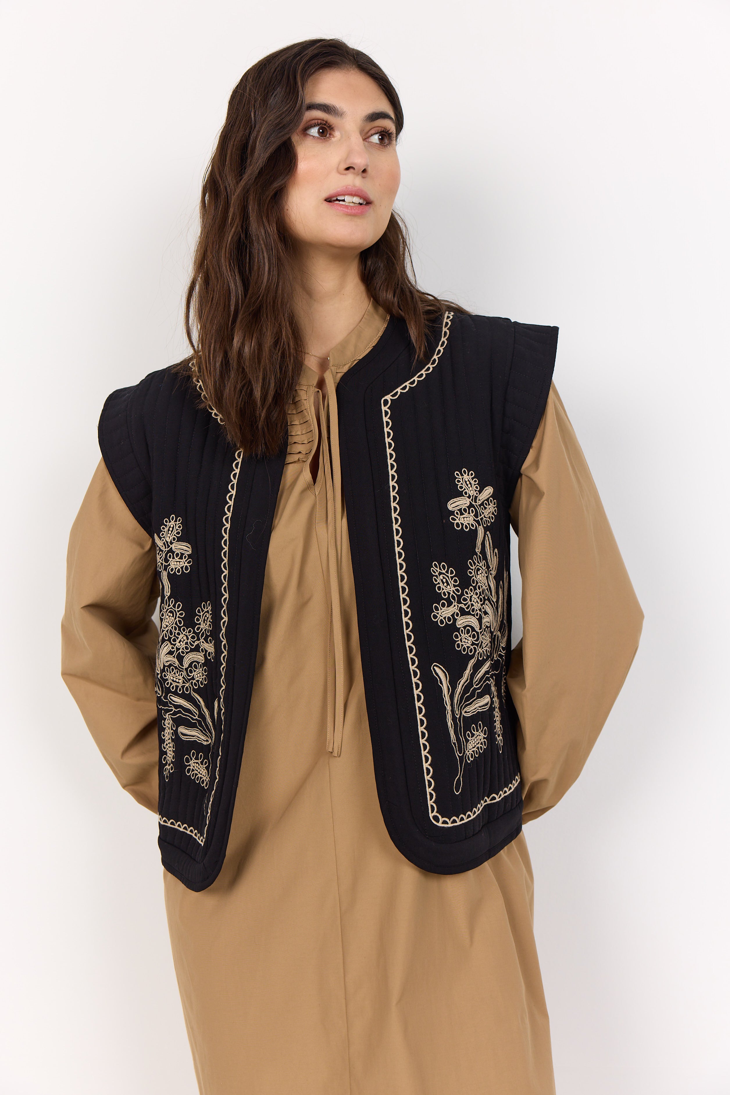 Verna Stitch Waistcoat - Black