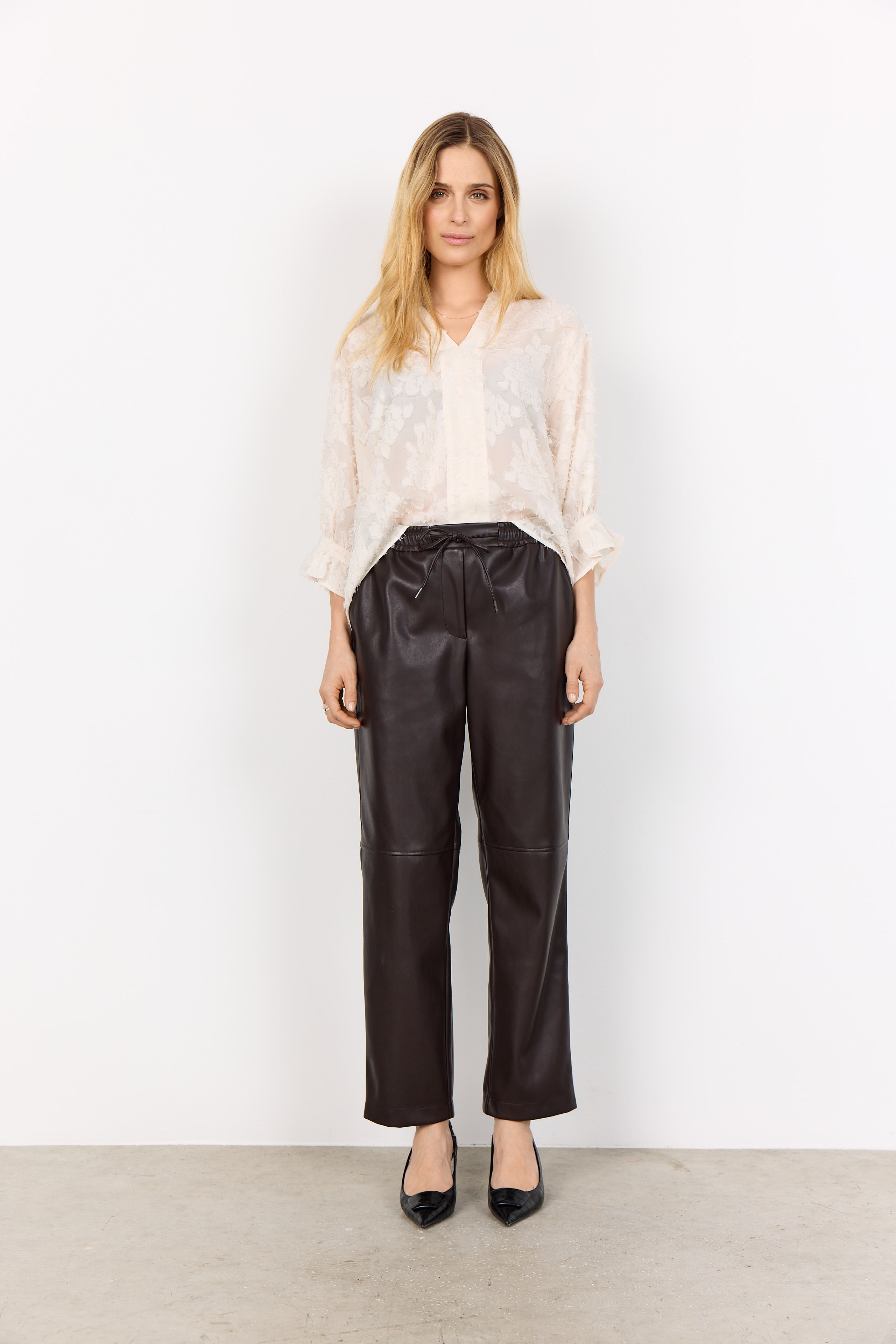 Althea Floral Ruffle Sleeve Blouse - Cream