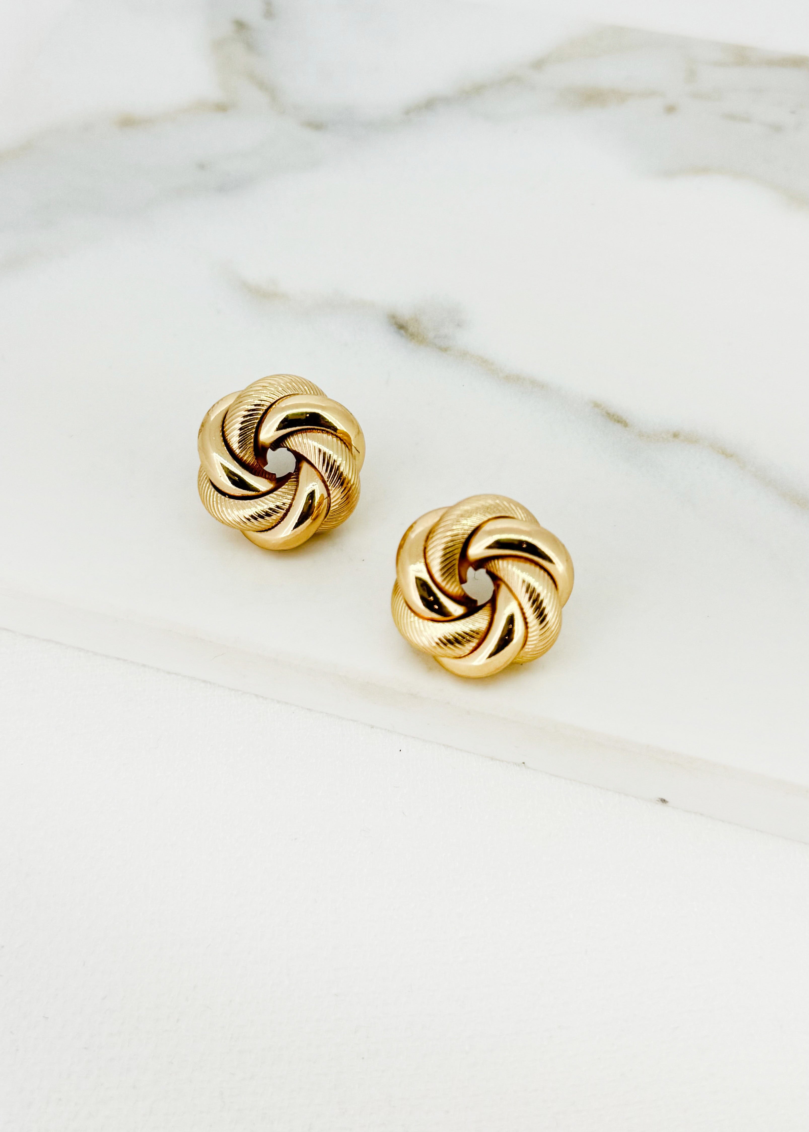 Knot Earrings - Gold