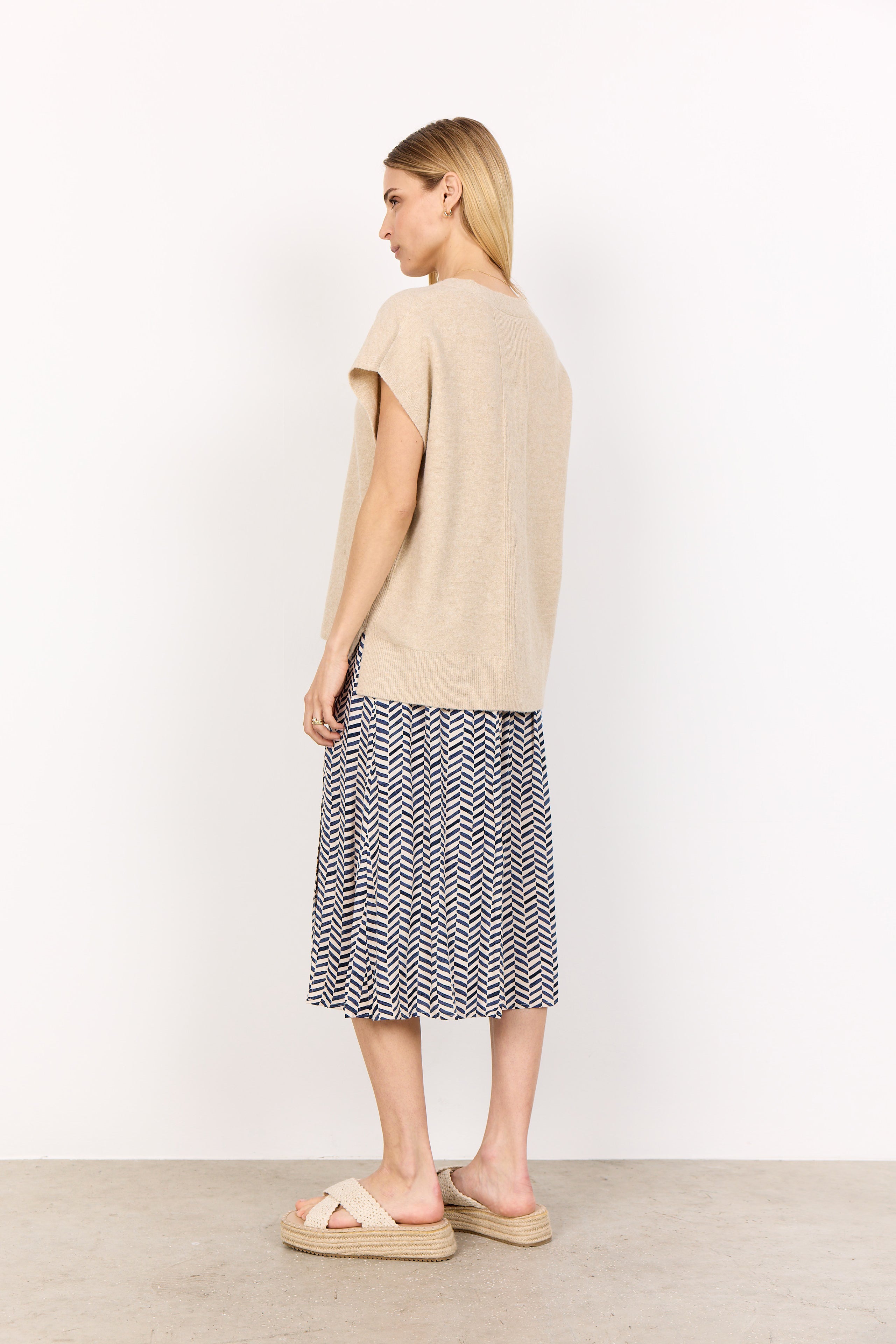 Serine Short Sleeved Pullover - Sand