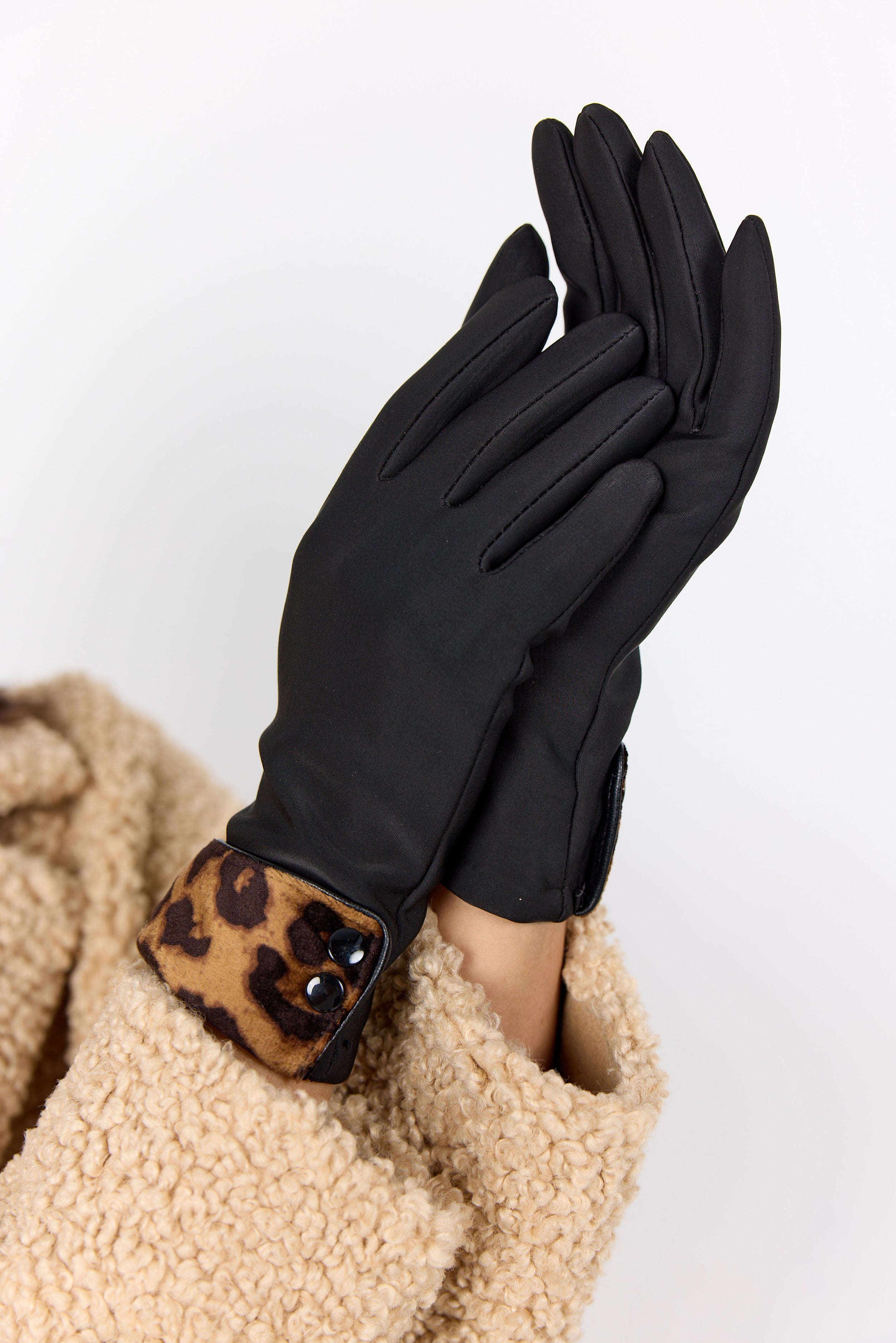 Nie Gloves - Black/Animal Print