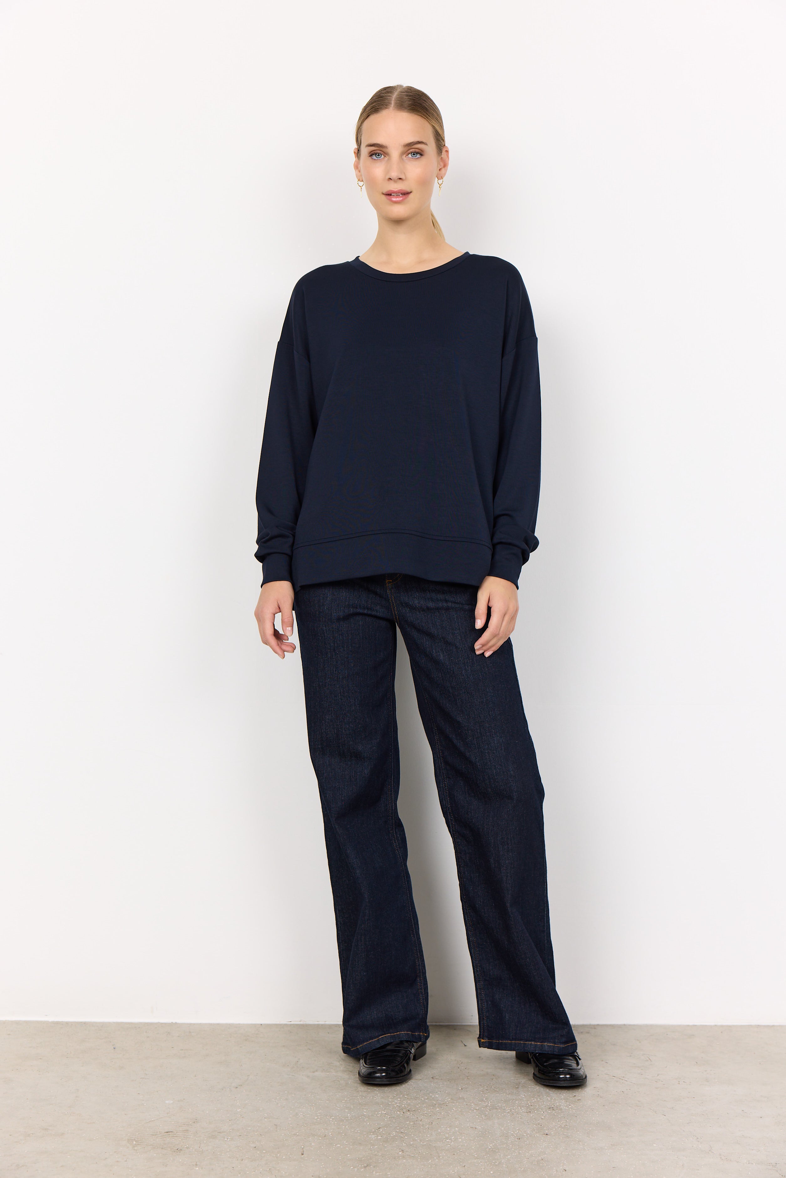 Banu Sweatshirt - Navy