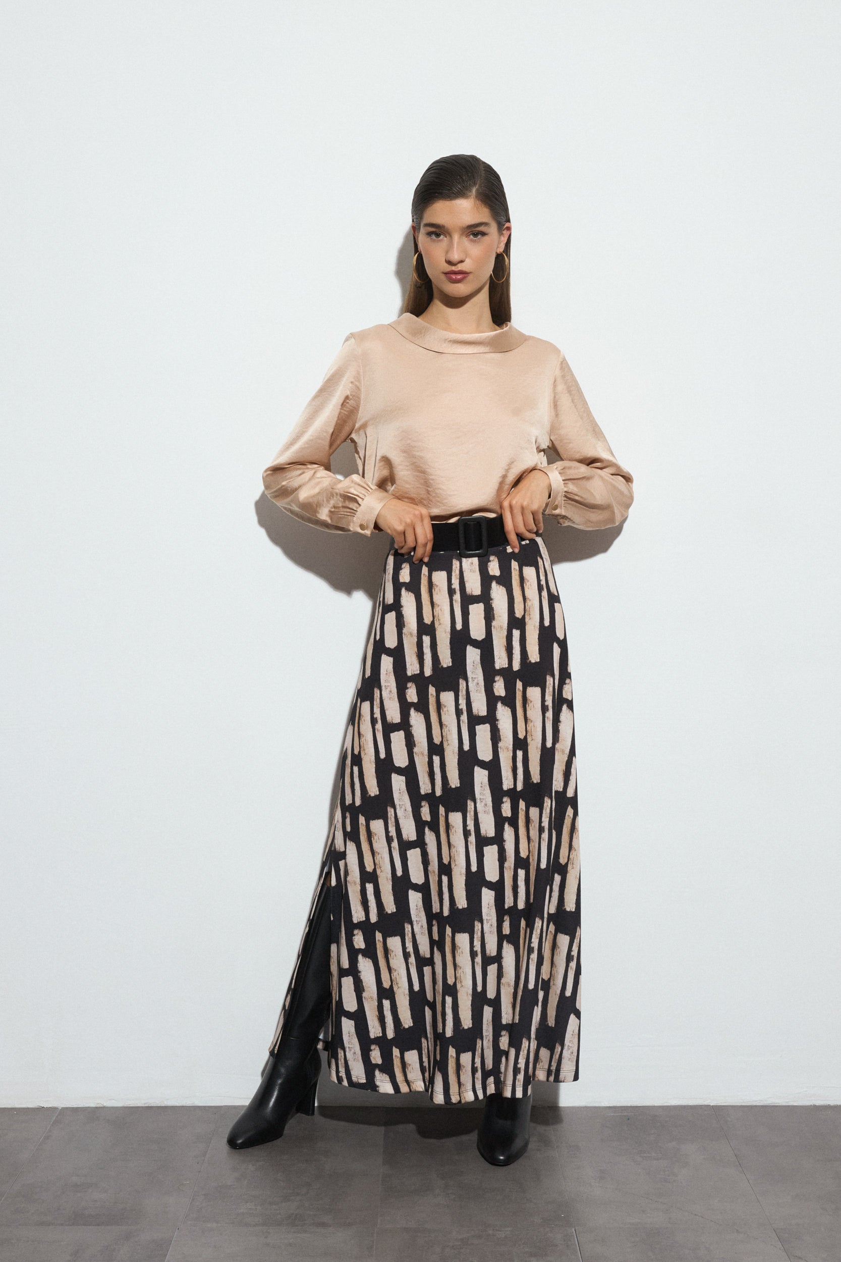 Clovia Maxi Skirt - Black/Stone