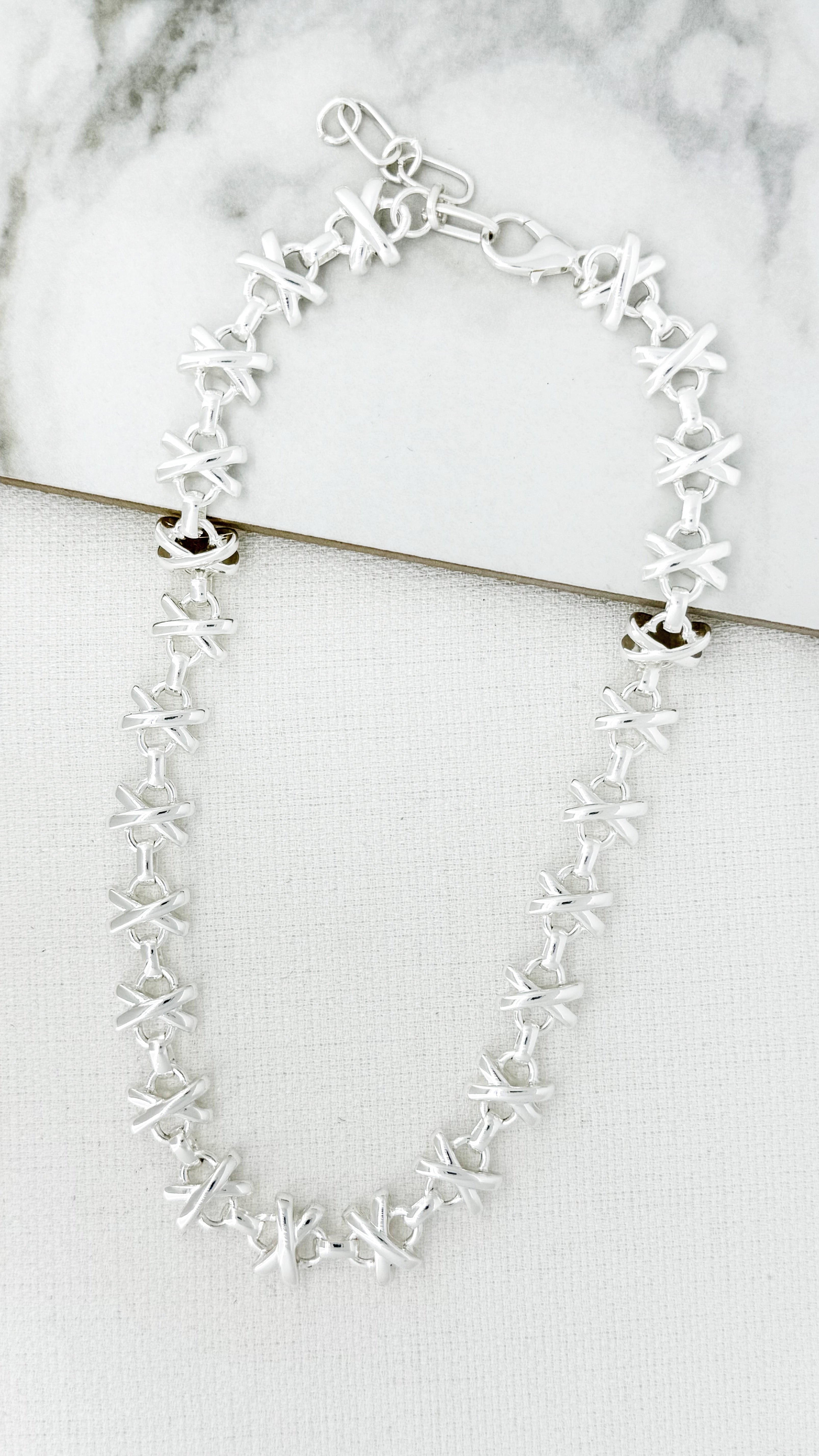Short Cross Chain Necklace - Silver