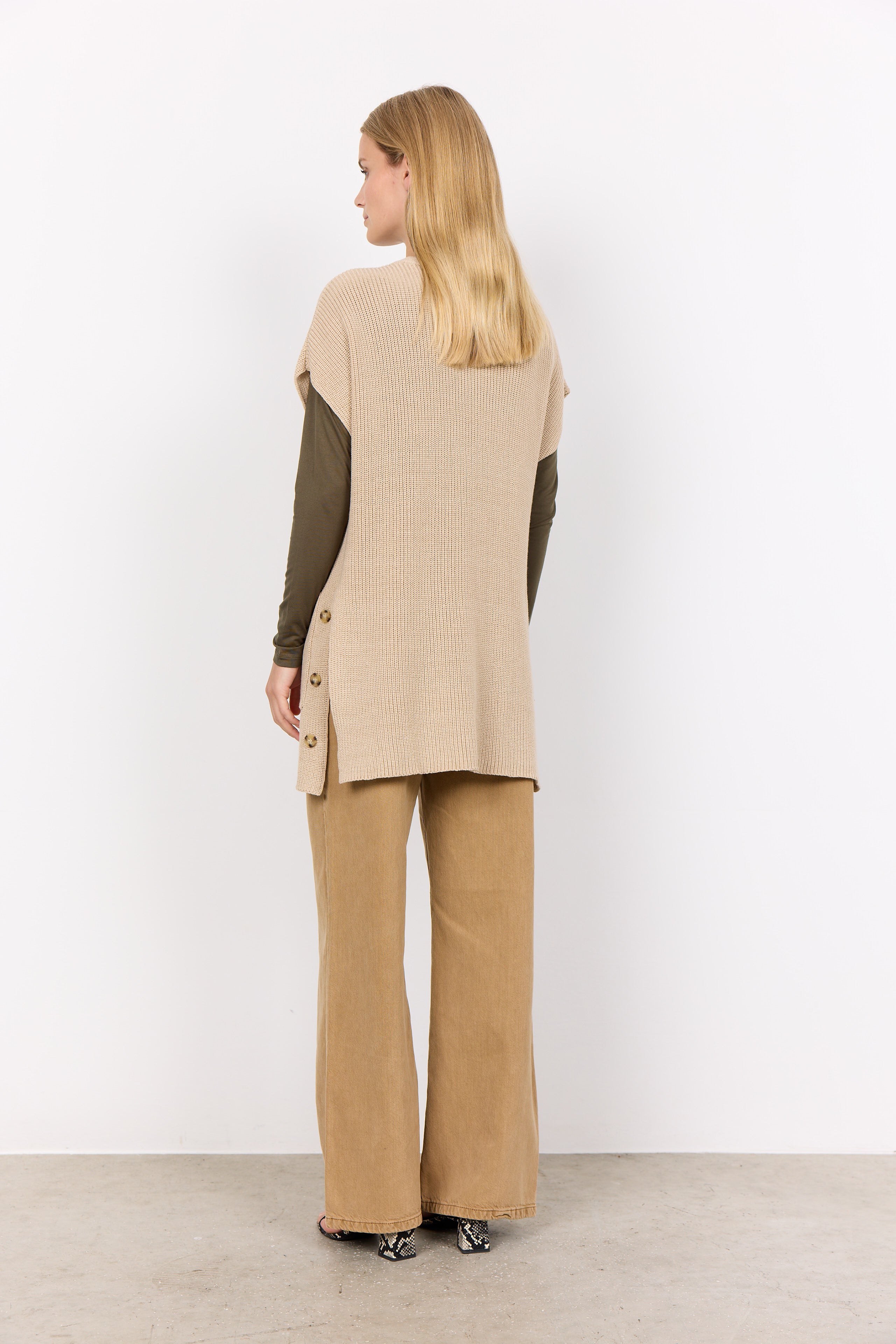 Julia Cardigan - Sand