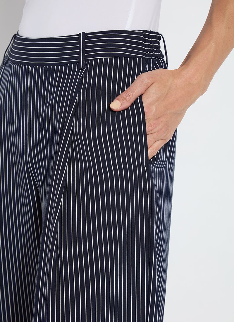 Clarette Pull On Trouser - Navy