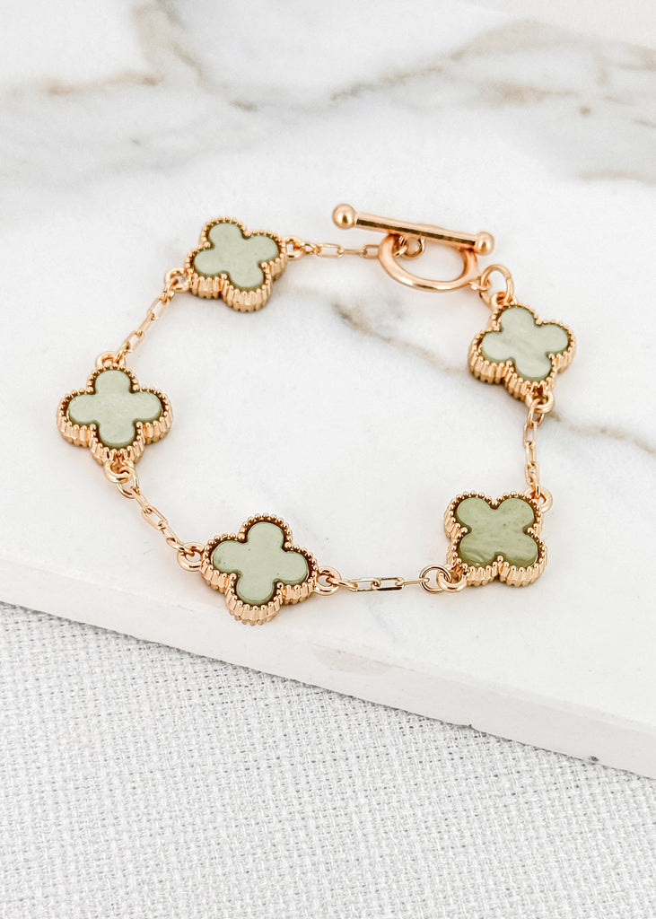 Clover Bracelet in Gold and Pistachio