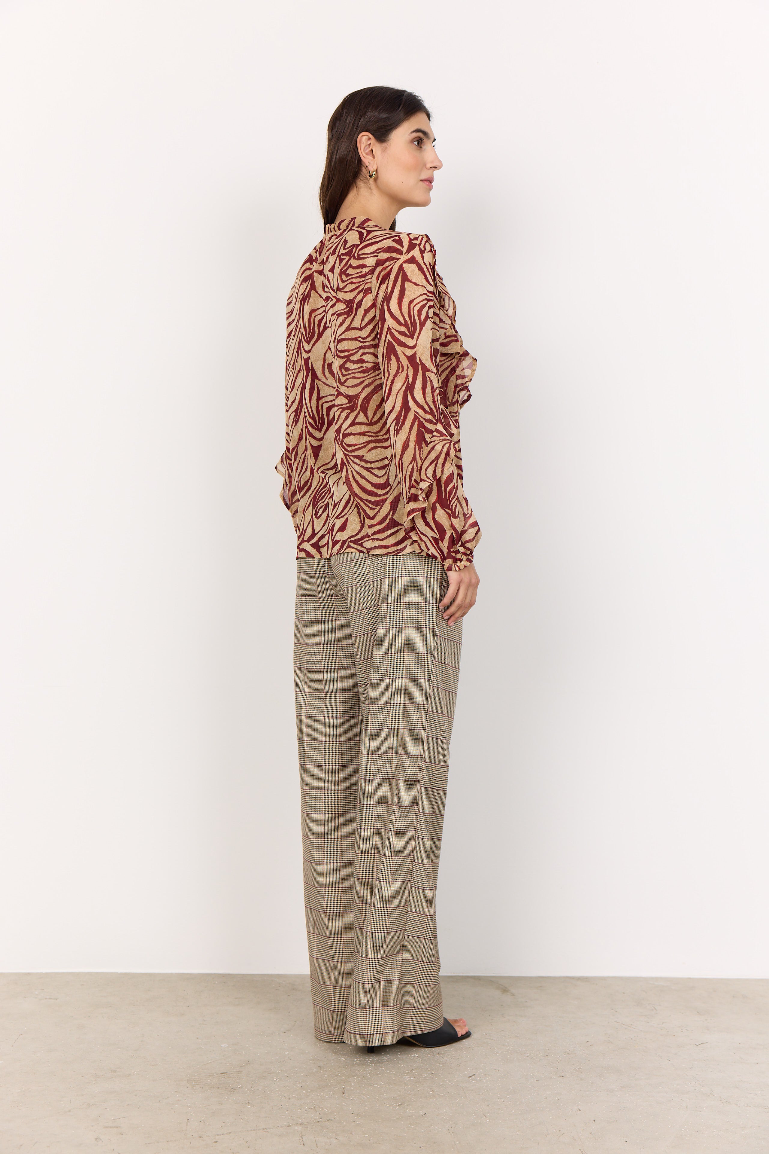 Valborg Ruffle Shirt - Red Mix